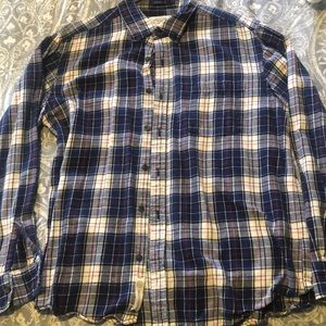 St. Johns button down flannel. Size: large